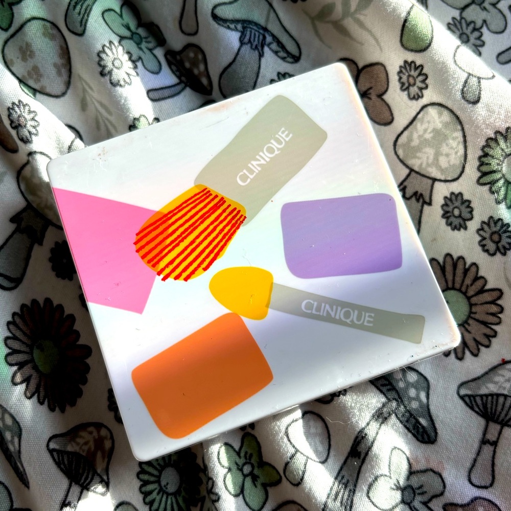 Clinique Eyeshadow & Blush Palette